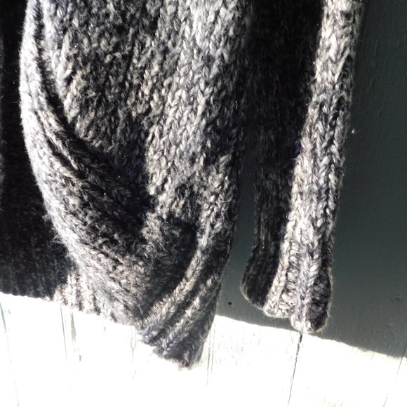 🦔🐾 Chunky Forest Cardigan 🌳🍃 - Picture 7 of 8